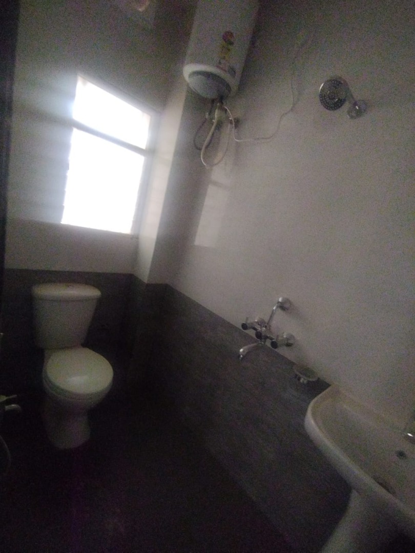 Unfurnished 3bhk in AIDC, Guwahati, Assam, India for Rent